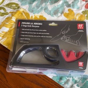 Brand new - Henckles knife sharpener